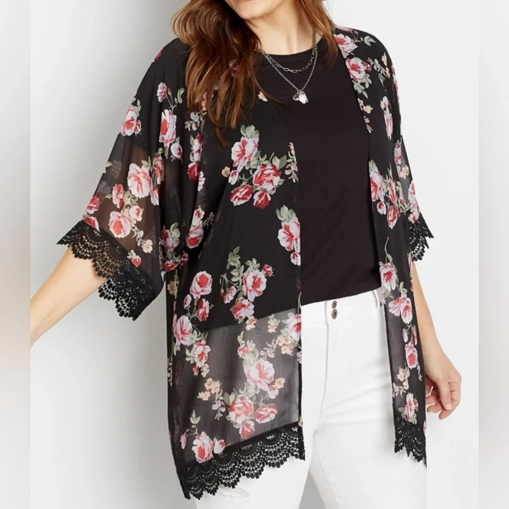 Maurices Black White & Pink Floral Print Crochet Trim Kimono Small Women’s